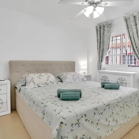 Atico De Lujo Con Gran Terraza, Piscina Climatizada Y Parking En Cristianos - Es-347-4 Apartment *
